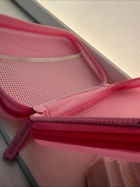 ✨ Iconic Estée Lauder 90’s Pink Jelly Zippy  Structured Makeup Case